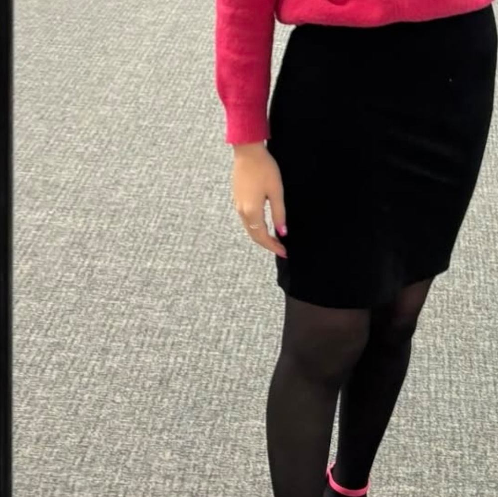 Elegant Worn Black Work Tights